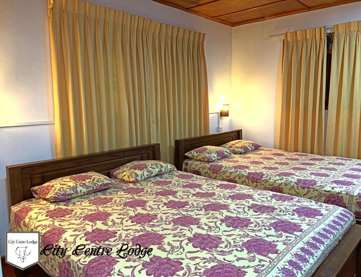 City Centre Lodge Ponnarankulama Kültér fotó