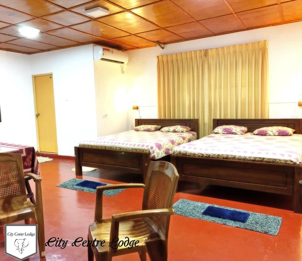 City Centre Lodge Ponnarankulama Kültér fotó